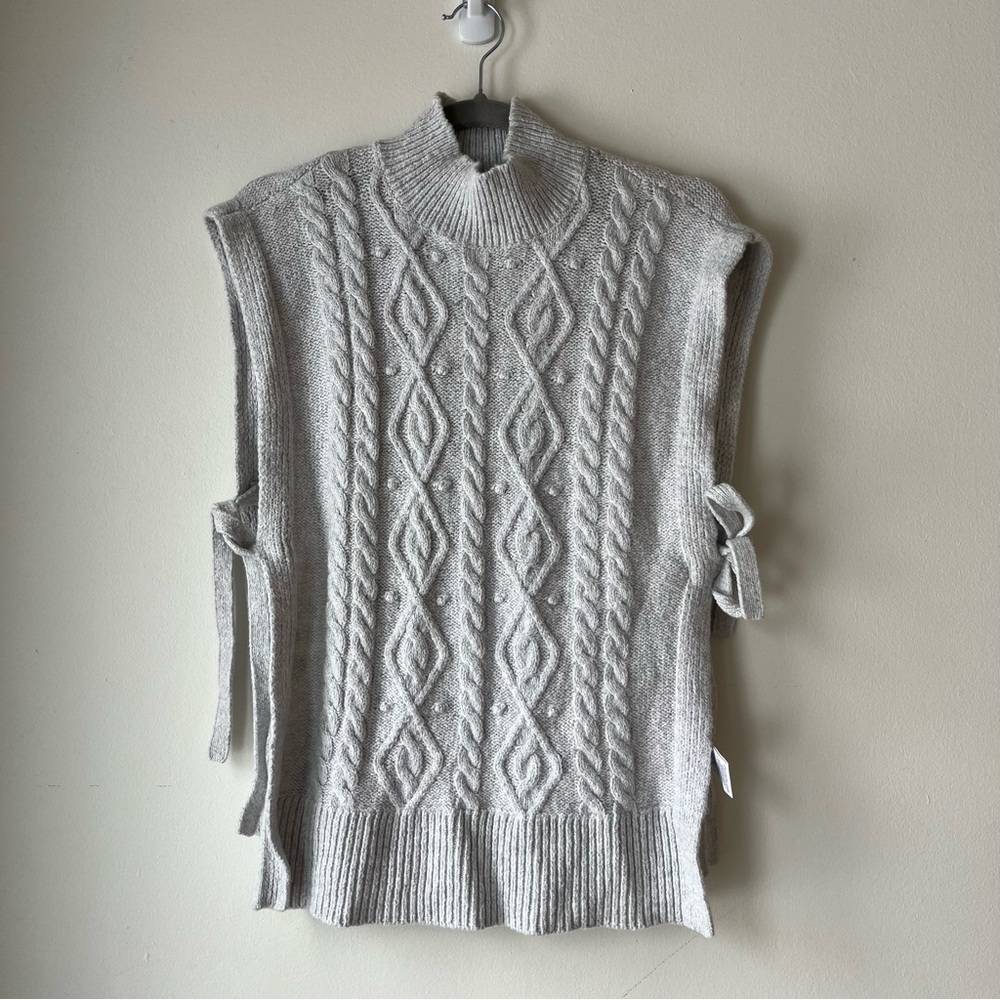 Reitmans Cable Knit Sweater Vest Tie Side Mock Neck Gray Size Small